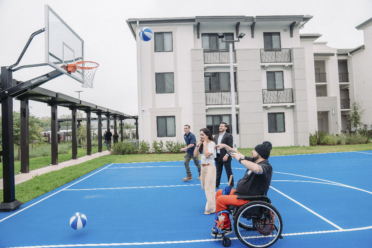 Casa Familia Basketball Court